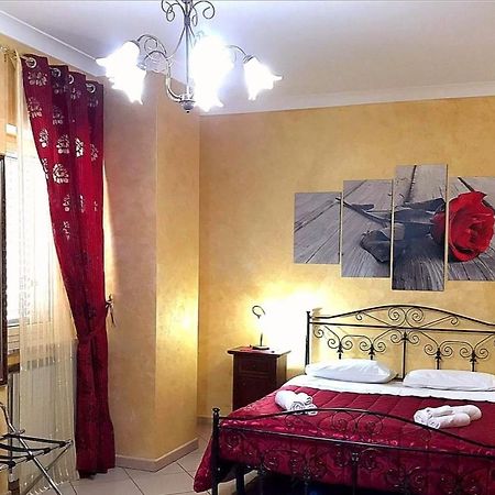 Bed and Breakfast Il Girasole Вибо-Валентия Экстерьер фото